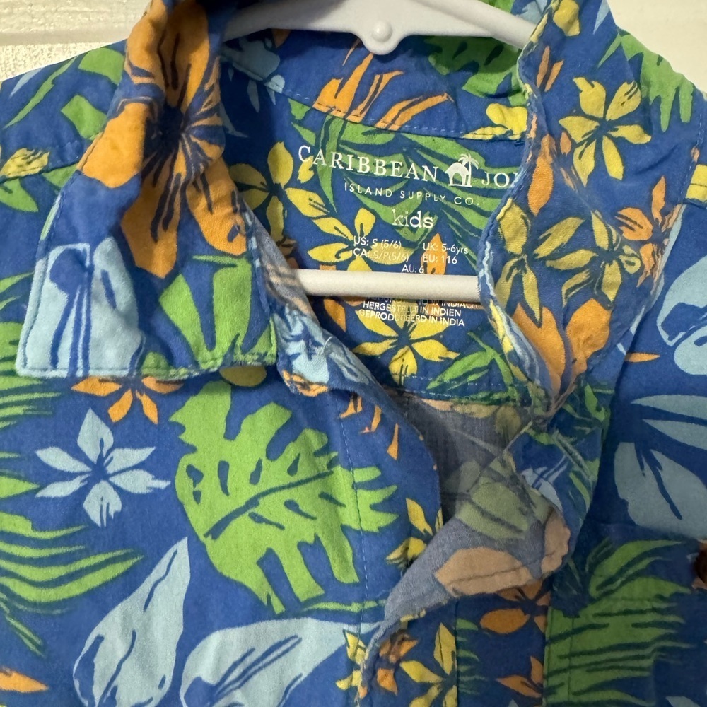 Set of Three Kids Polos! Green, Blue, & Hawaiin! Classic combo. Boys 6. - Picture 7 of 12